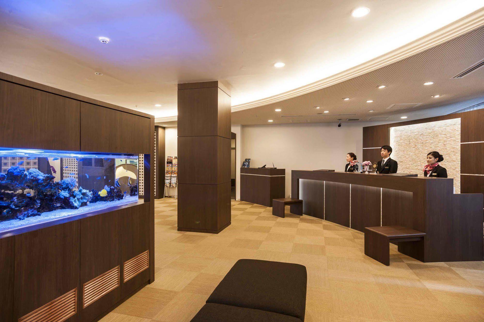Richmond Hotel Naha Kumoji Exteriör bild